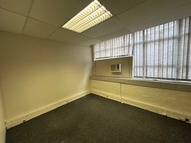 To Let commercial Property for Rent in Mowbray Western Cape